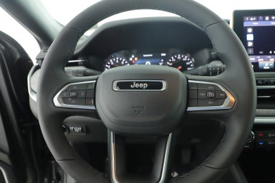 2024 Jeep Compass Latitude Lux FWD
