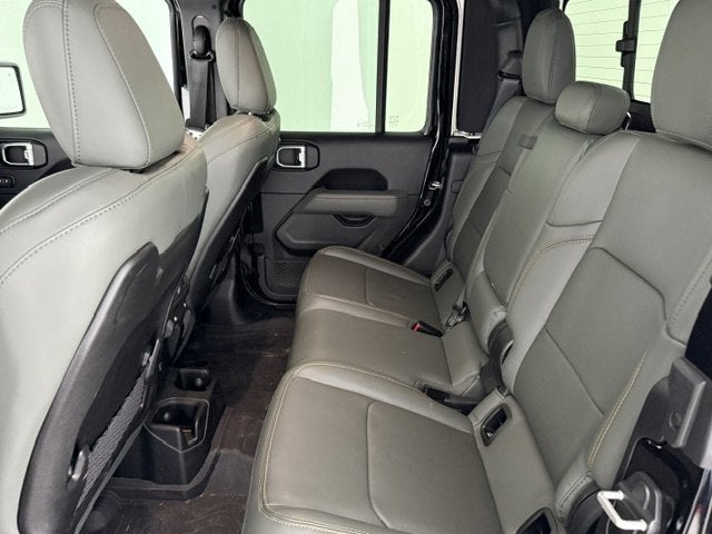 2024 Jeep Gladiator Mojave X