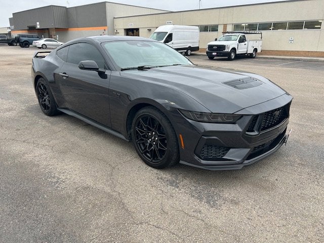 2024 Ford Mustang Premium