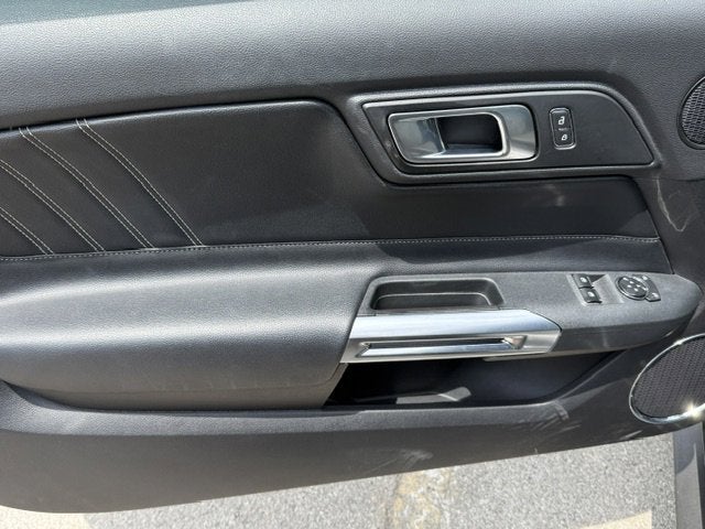 2022 Ford Mustang Premium