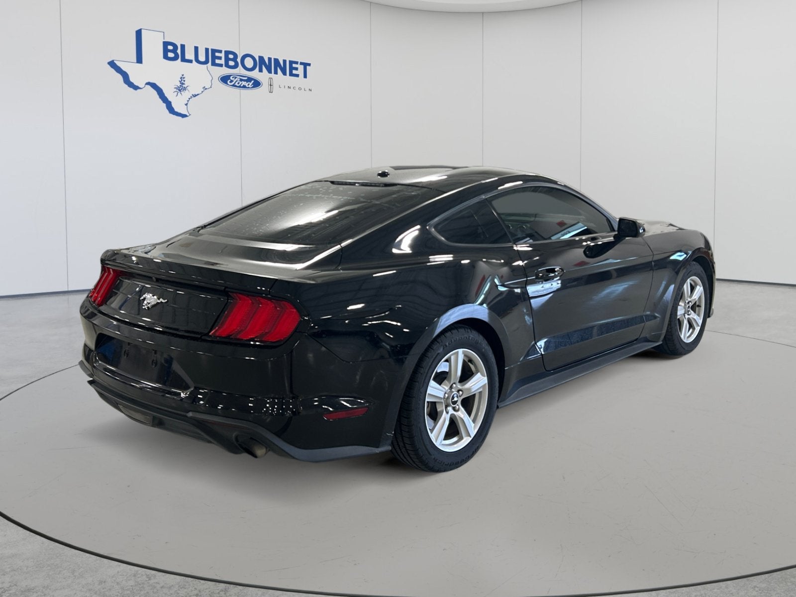 2019 Ford Mustang I4
