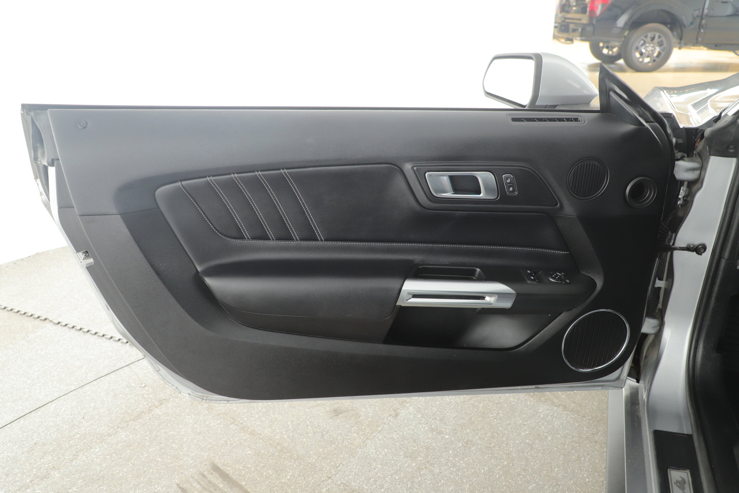 2021 Ford Mustang Base