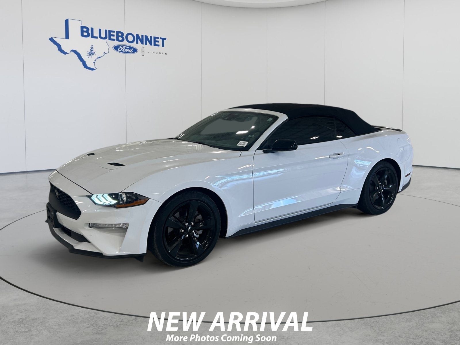 2022 Ford Mustang Premium