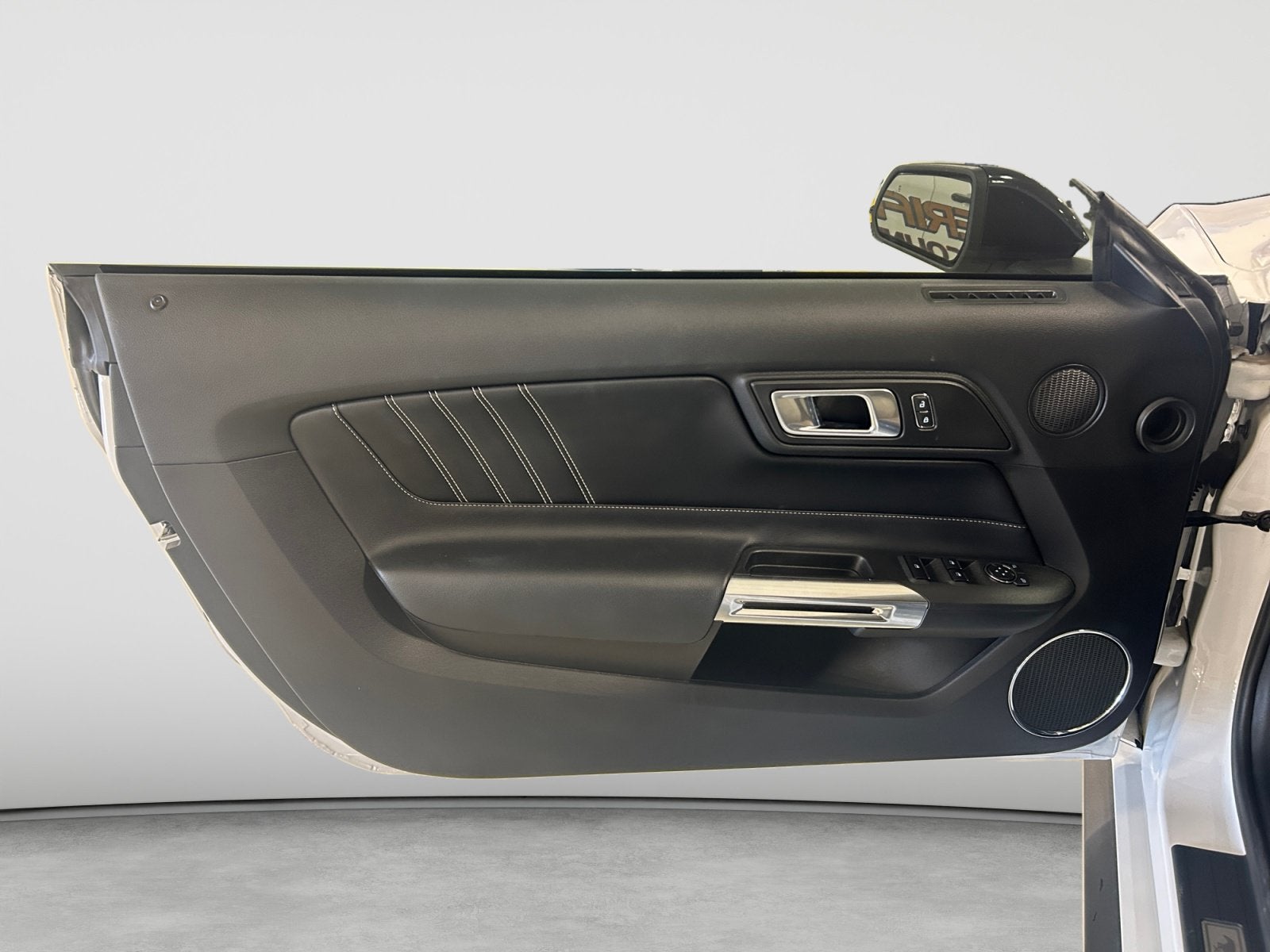 2022 Ford Mustang Premium