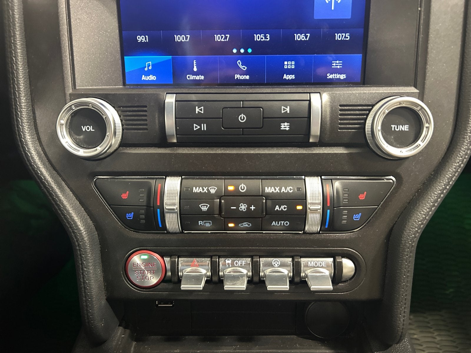 2022 Ford Mustang Premium