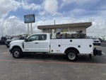 2025 Ford Super Duty F-350 DRW Crane XL