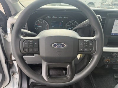 2025 Ford Super Duty F-350 DRW Crane XL