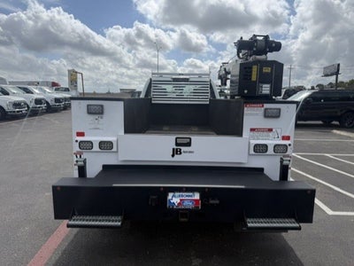 2025 Ford Super Duty F-350 DRW Crane XL