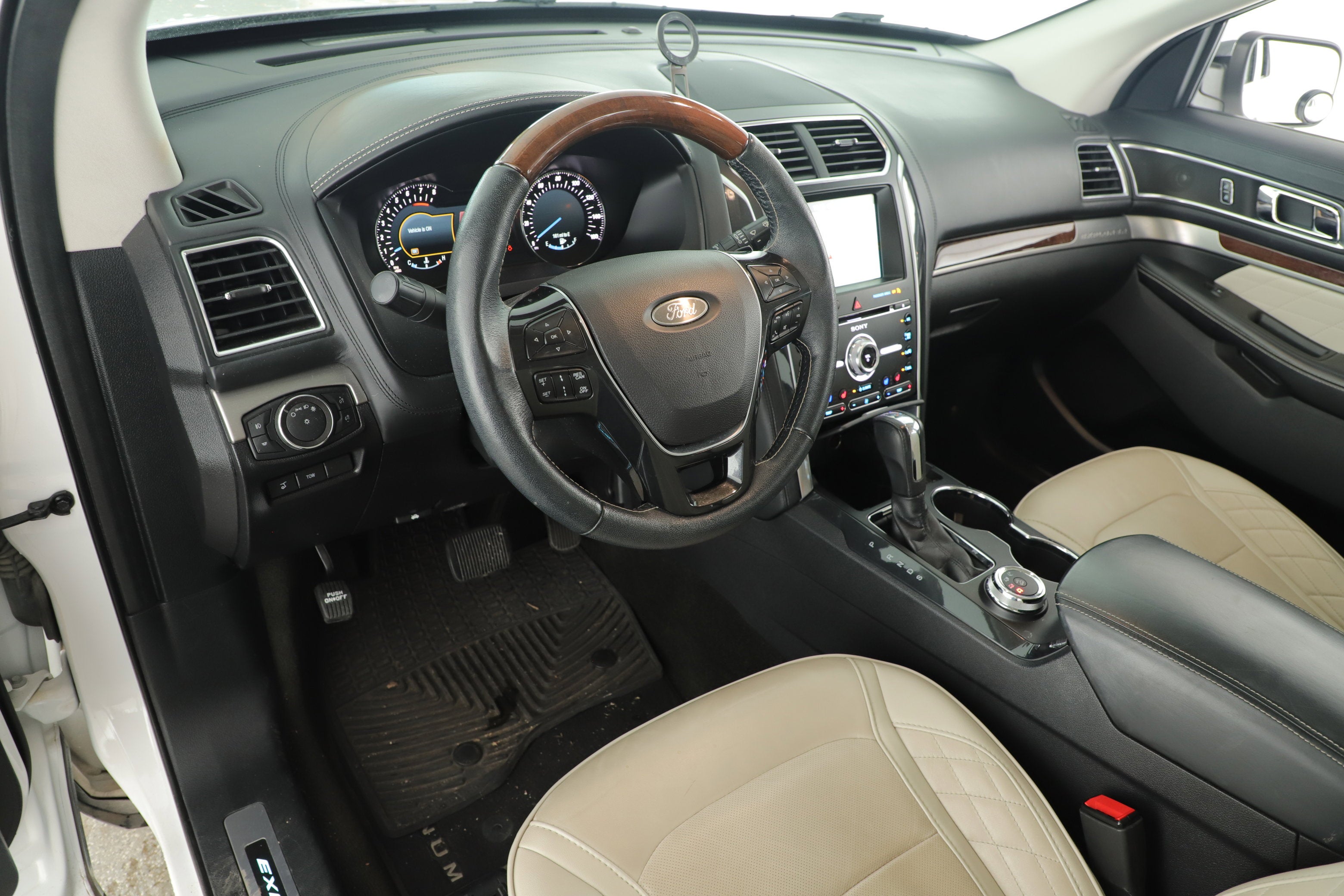 2018 Ford Explorer Platinum