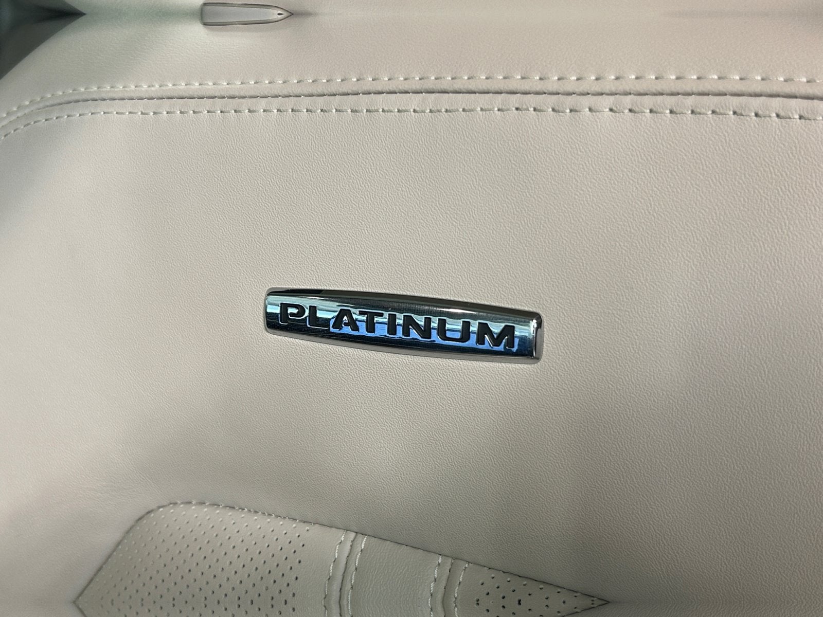 2023 Ford Expedition Max Platinum
