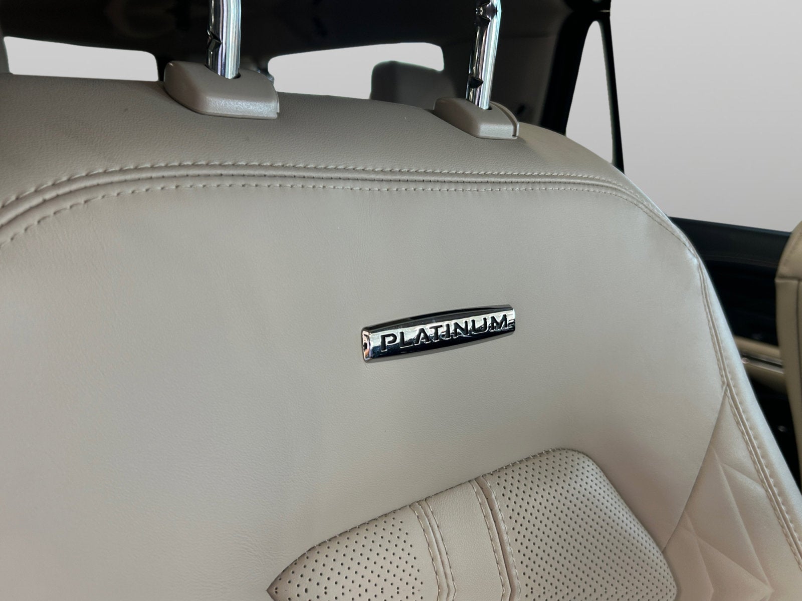 2023 Ford Expedition Max Platinum