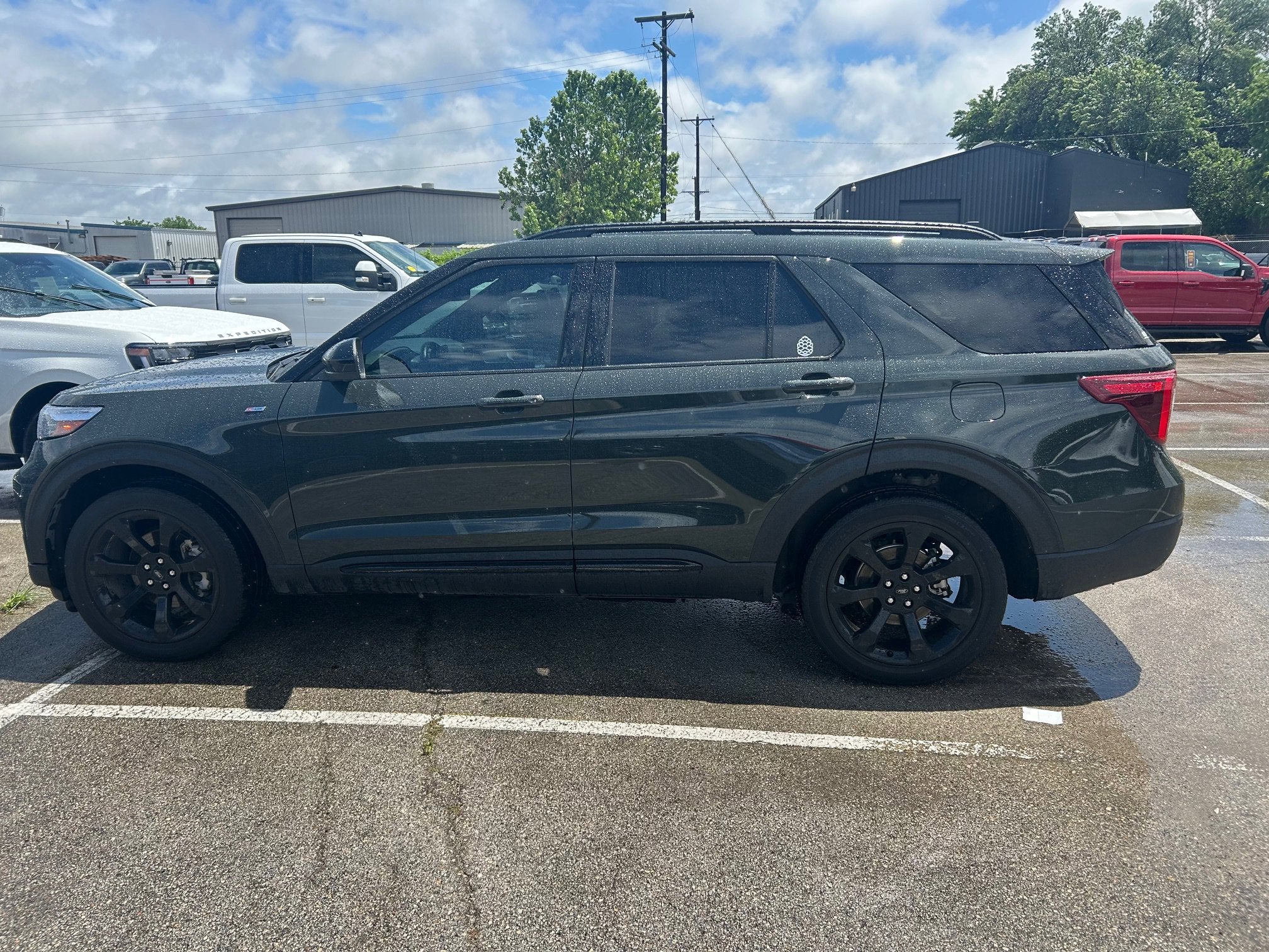 2023 Ford Explorer ST-Line