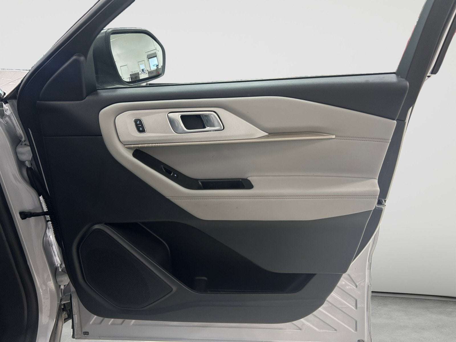2026 Ford Explorer XLT