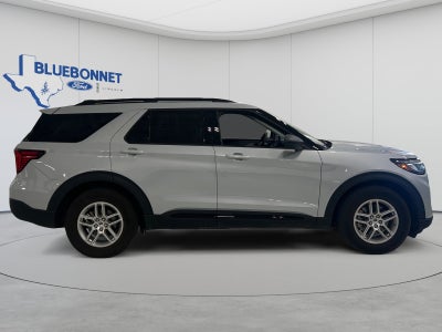 2026 Ford Explorer XLT