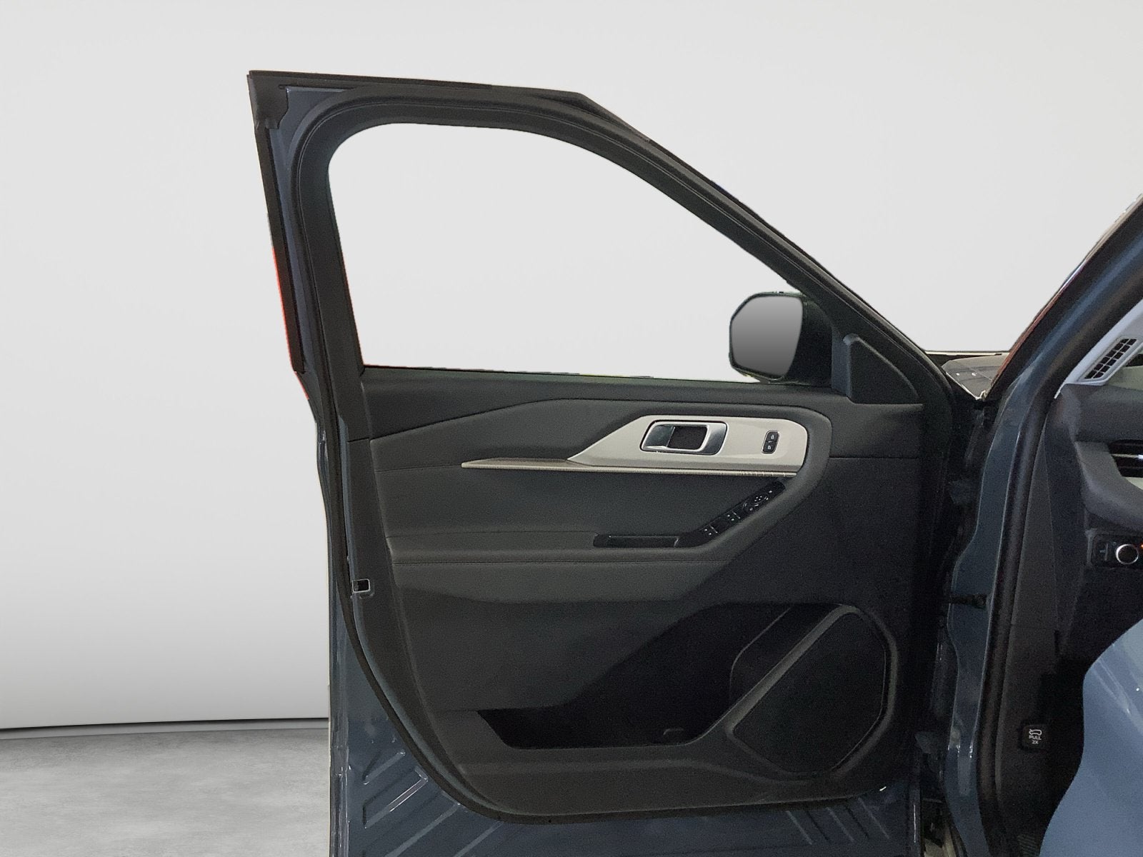 2026 Ford Explorer XLT