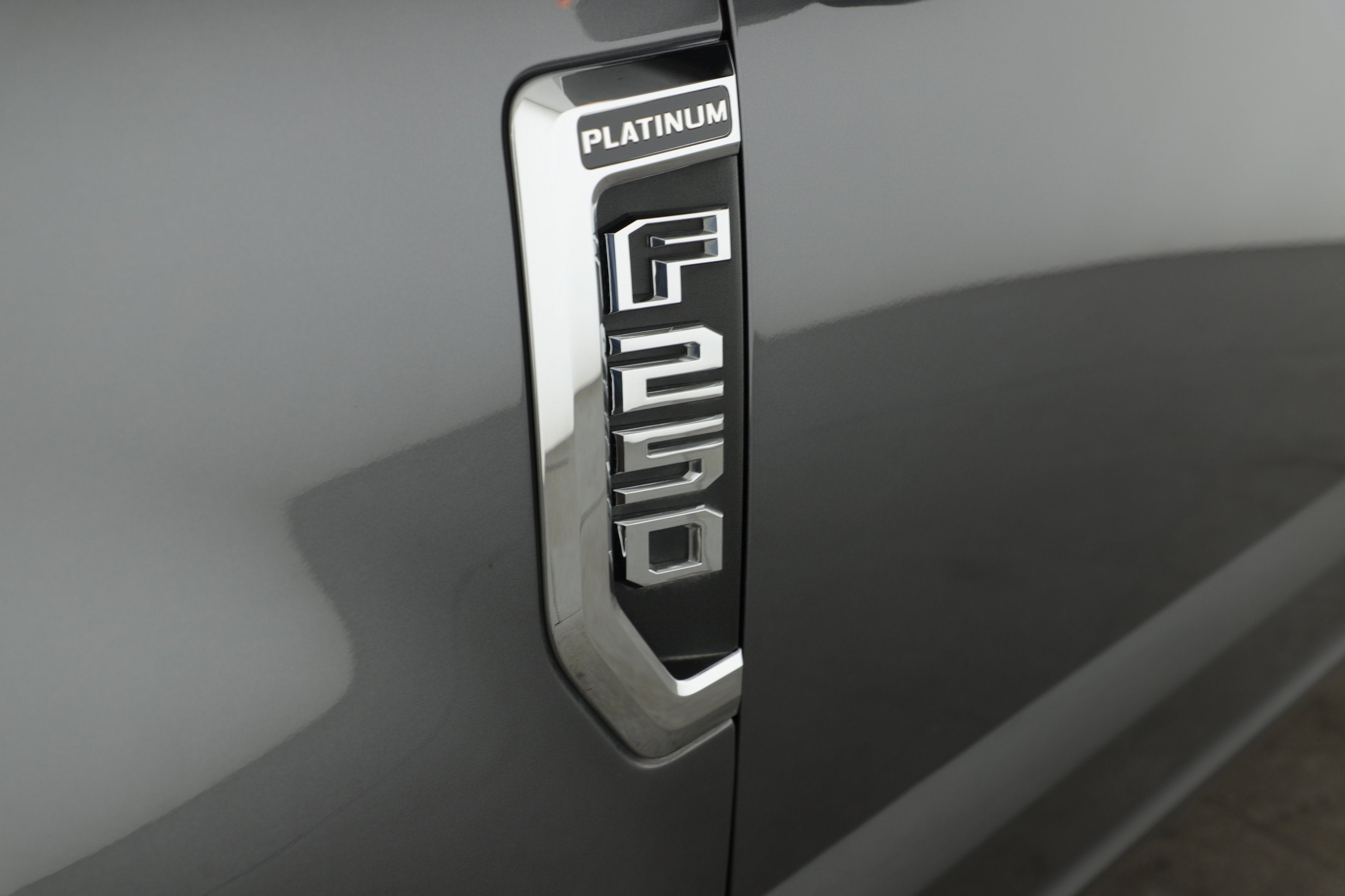 2022 Ford Super Duty F-250 SRW Platinum