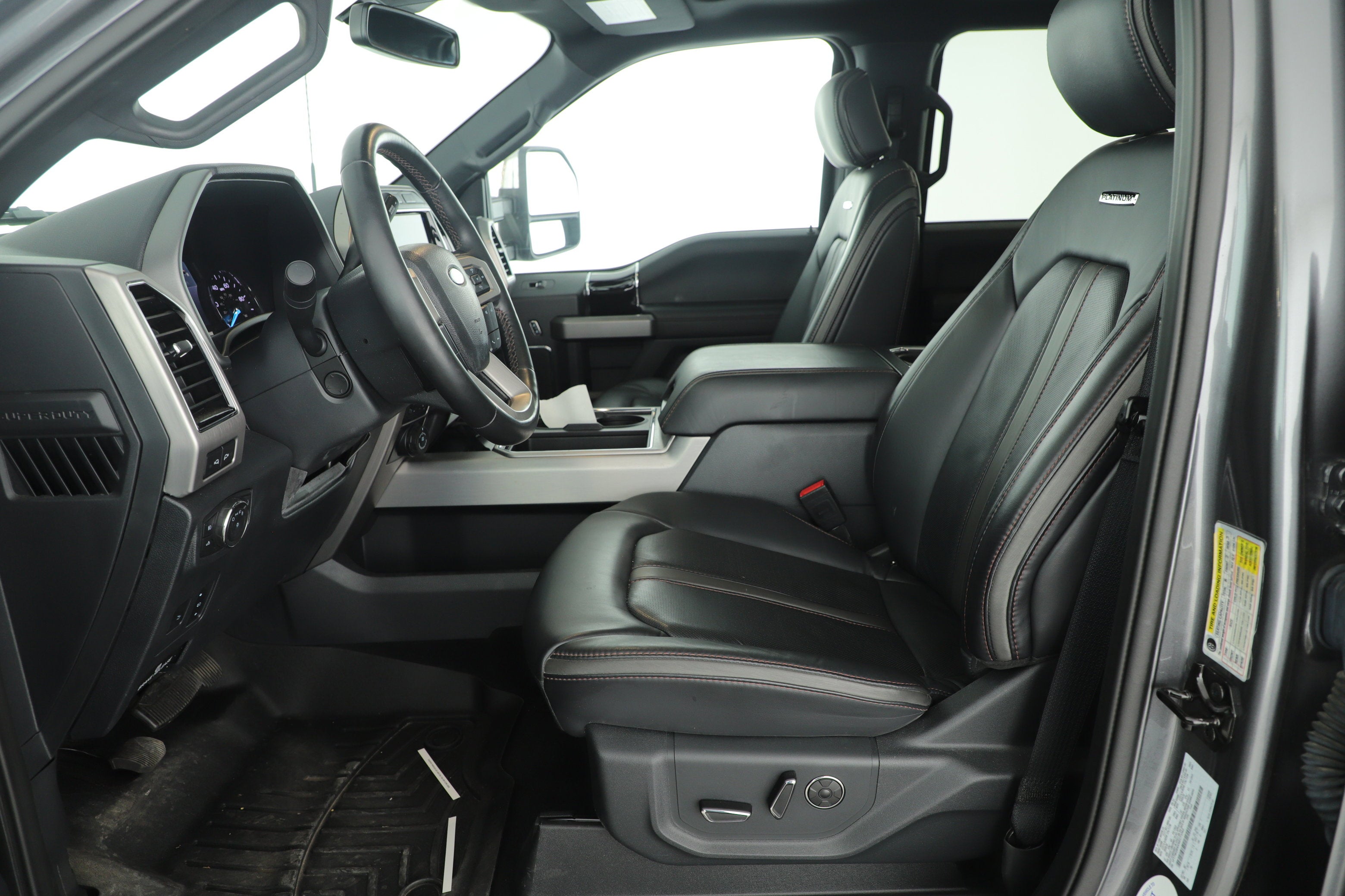 2022 Ford Super Duty F-250 SRW Platinum