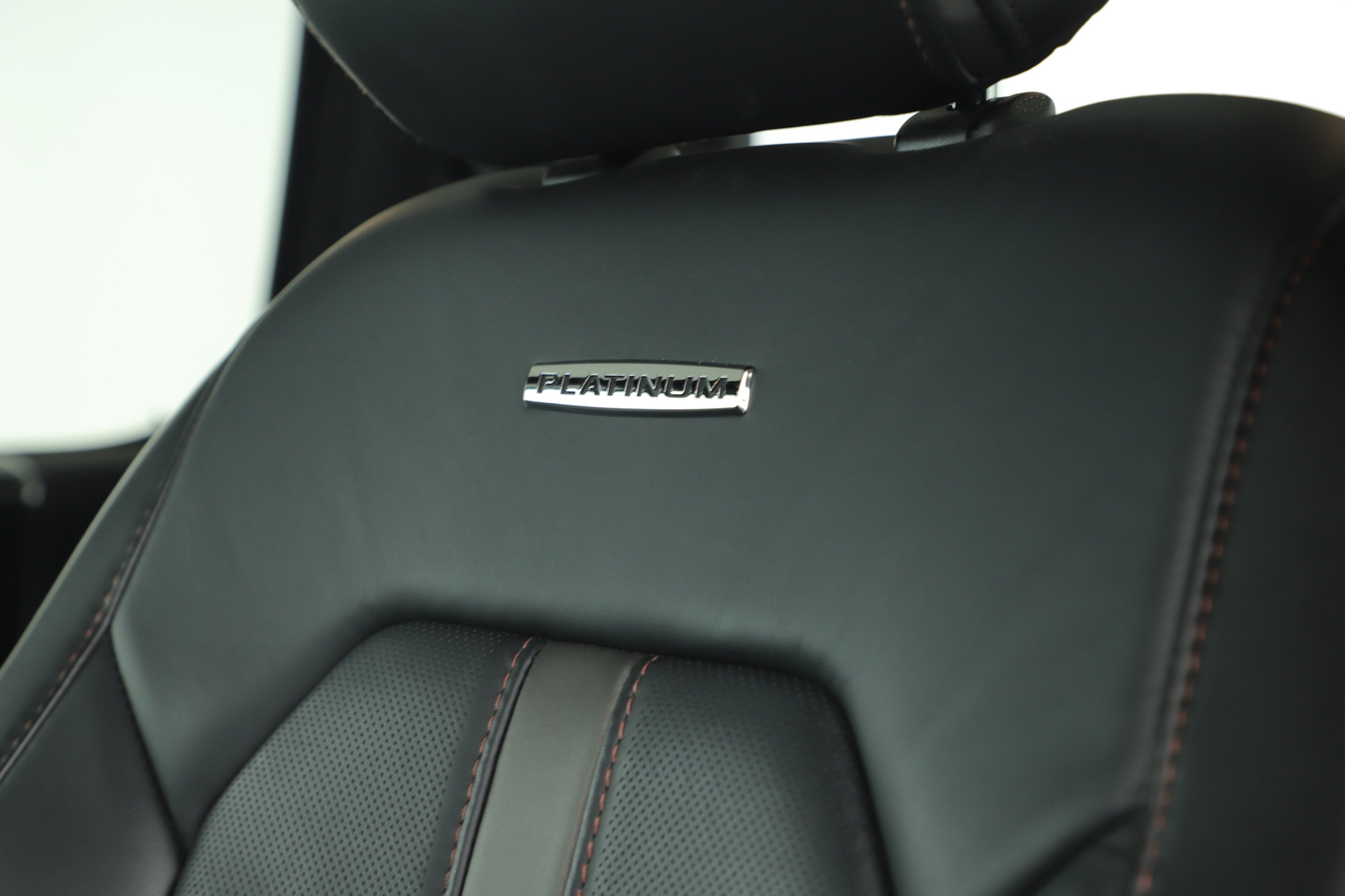 2022 Ford Super Duty F-250 SRW Platinum