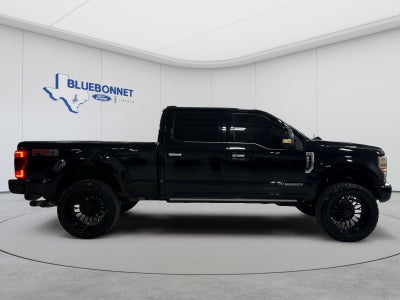 2022 Ford Super Duty F-250 SRW Limited