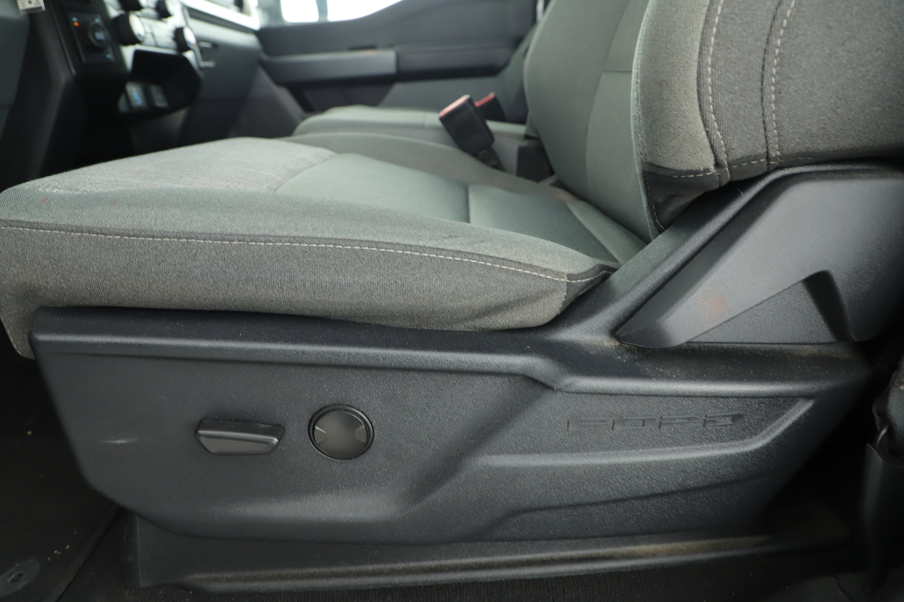 2025 Ford Super Duty F-250 SRW Super Duty