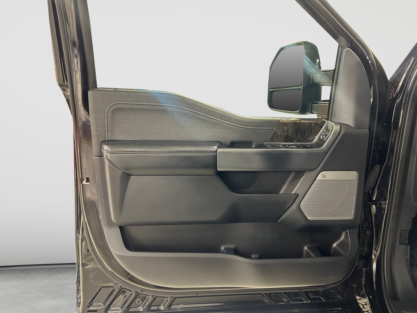 2023 Ford Super Duty F-250 SRW LARIAT