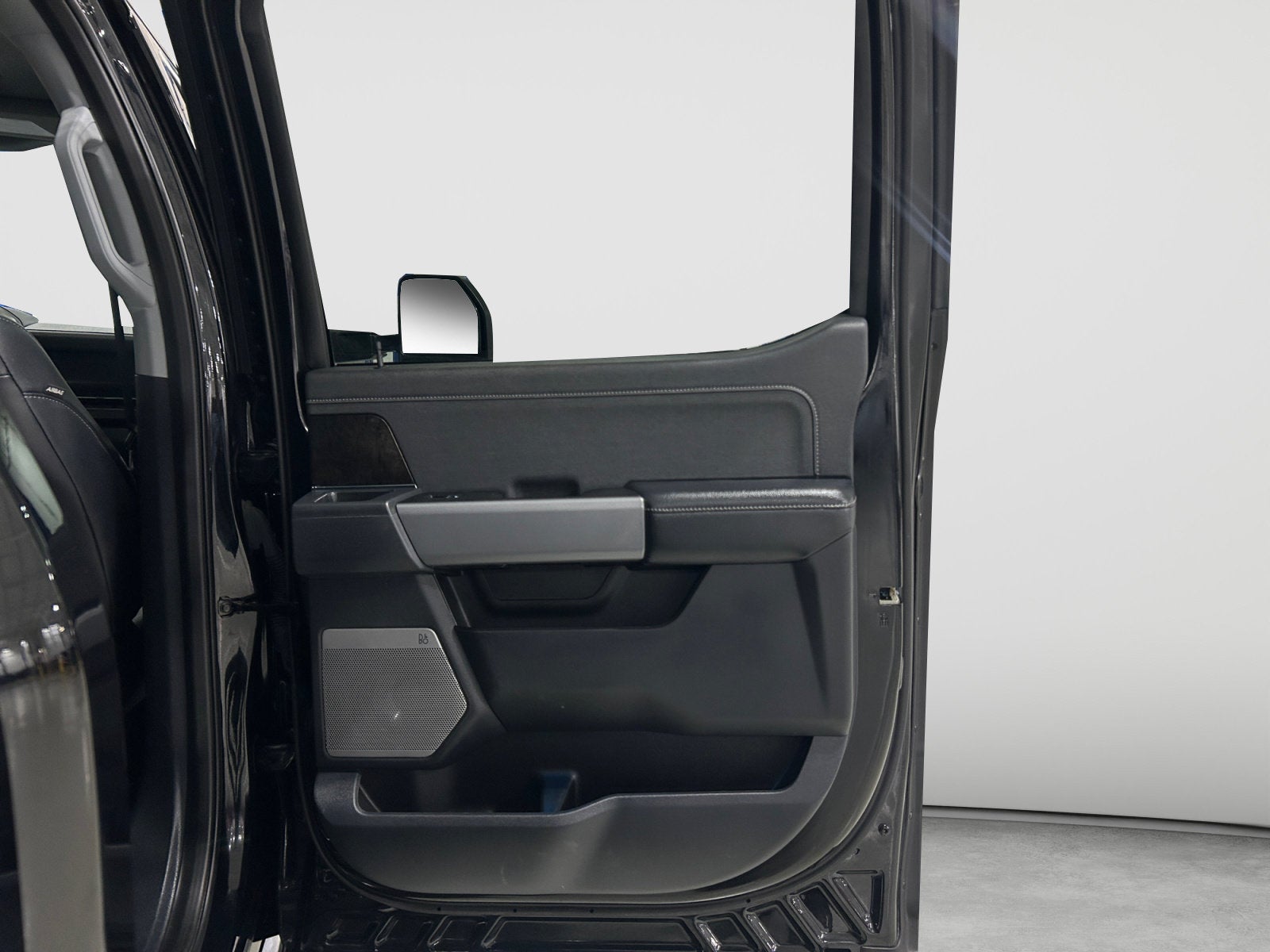 2023 Ford Super Duty F-250 SRW LARIAT