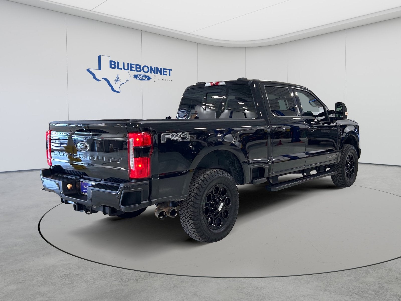 2023 Ford Super Duty F-250 SRW LARIAT