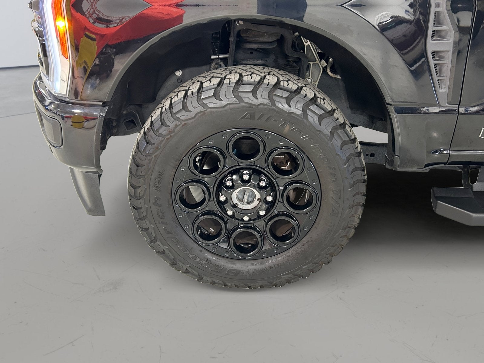 2023 Ford Super Duty F-250 SRW LARIAT