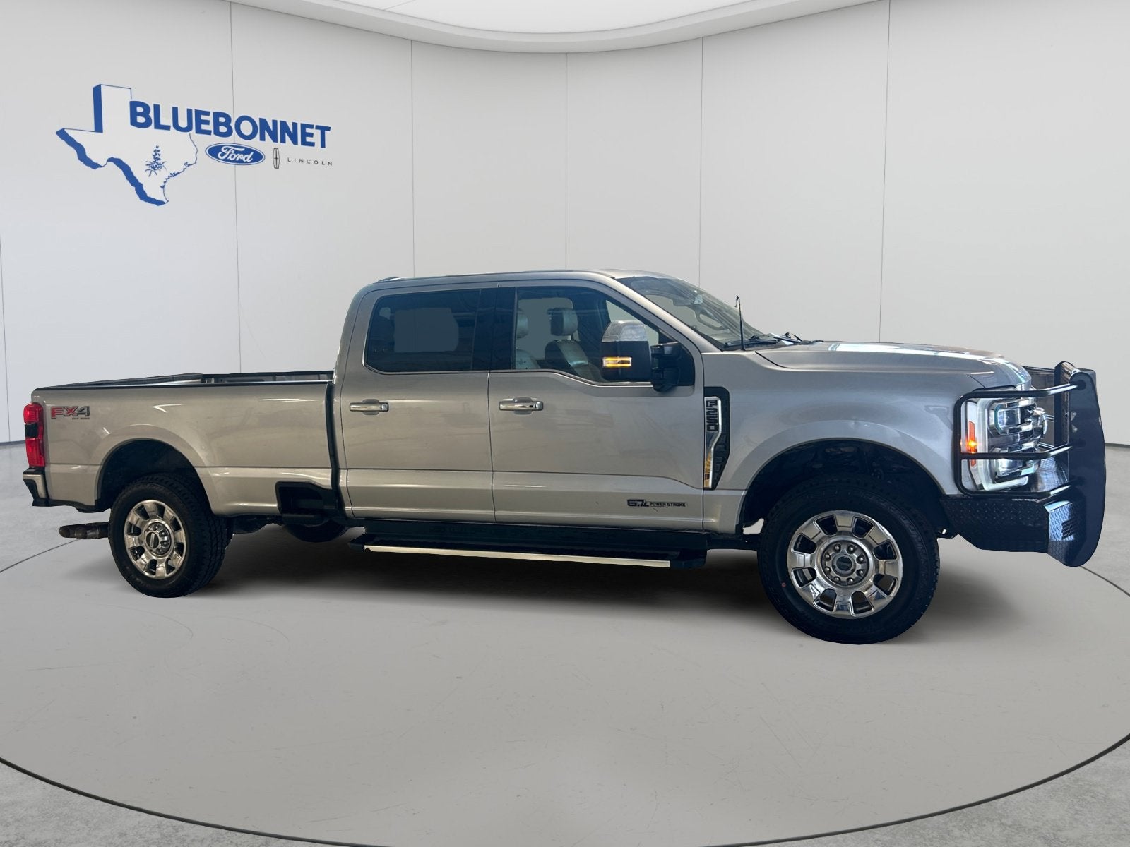 2023 Ford Super Duty F-250 SRW Lariat