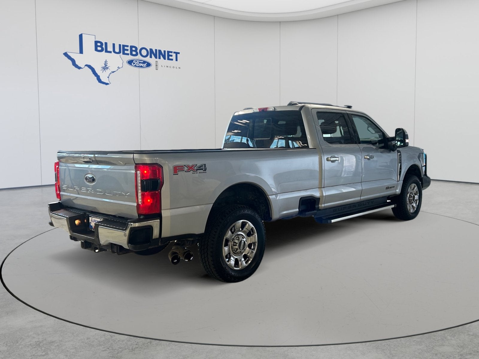 2023 Ford Super Duty F-250 SRW Lariat