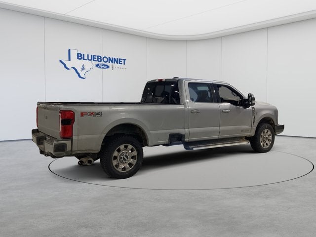 2023 Ford Super Duty F-250 SRW Lariat