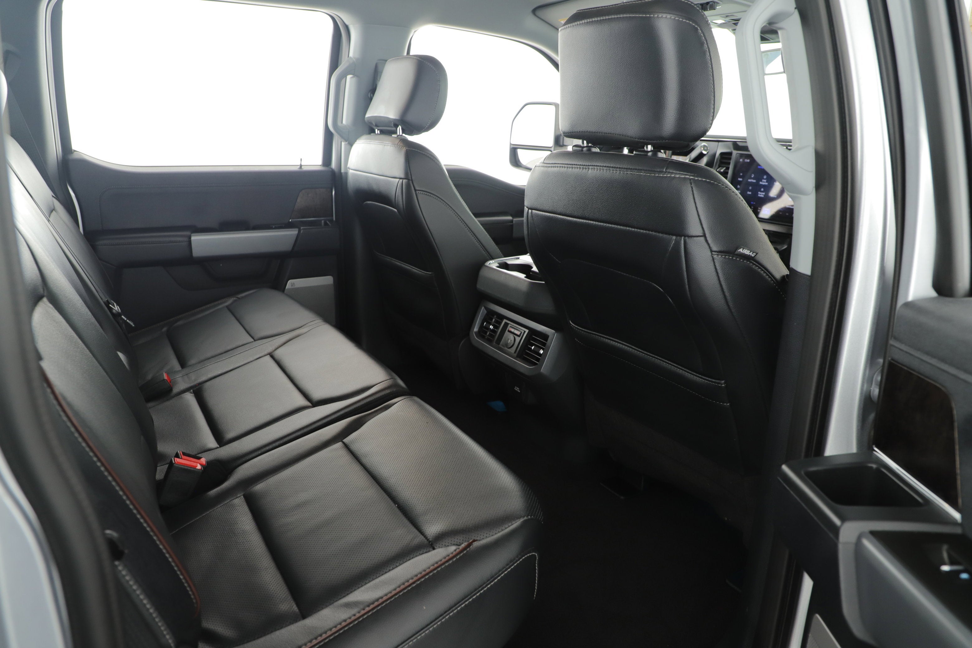 2024 Ford Super Duty F-350 SRW LARIAT