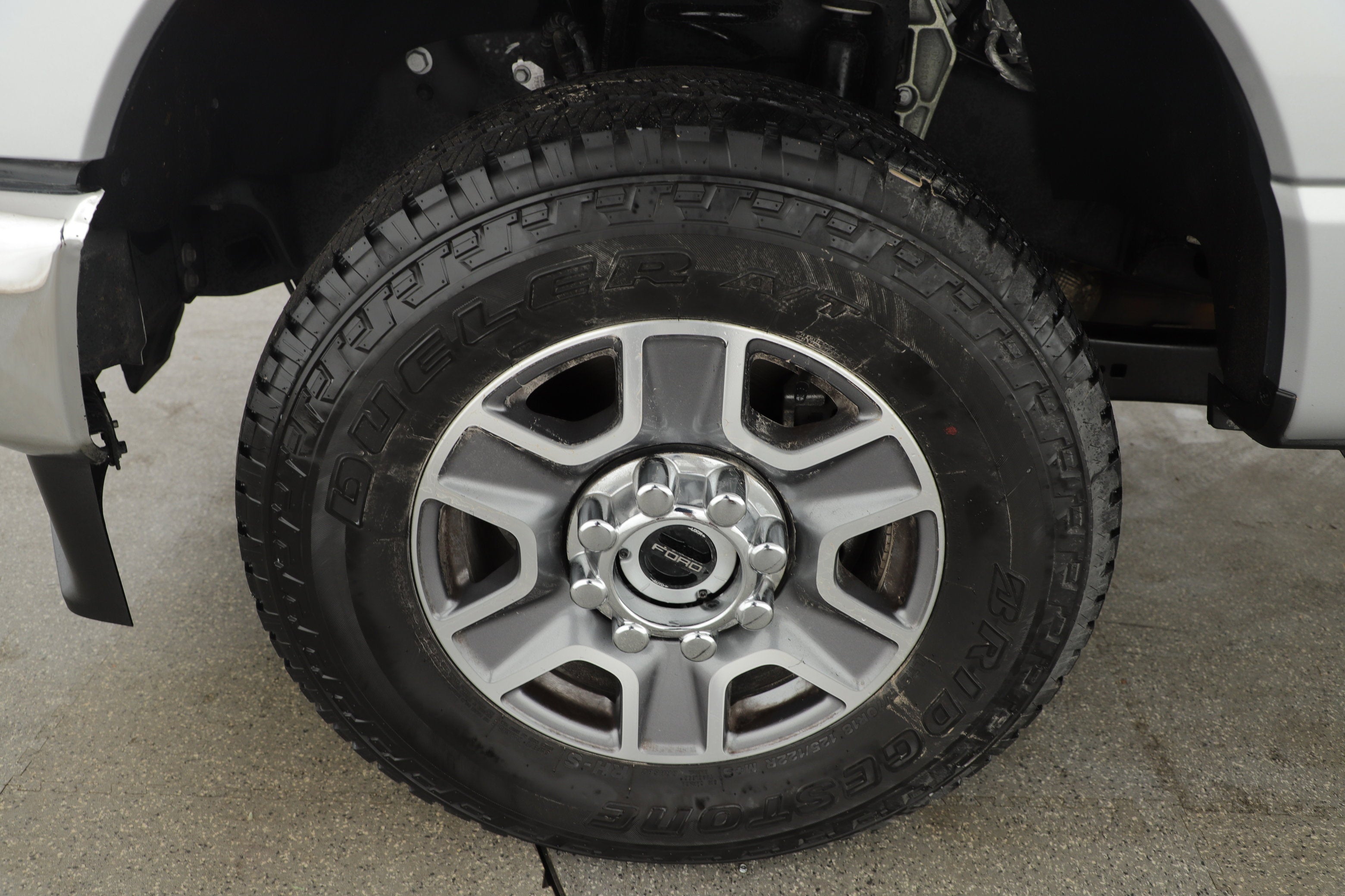 2024 Ford Super Duty F-350 SRW LARIAT