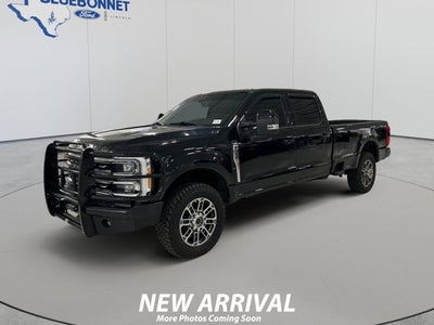 2023 Ford Super Duty F-350 SRW Lariat