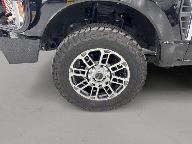 2023 Ford Super Duty F-350 SRW Lariat