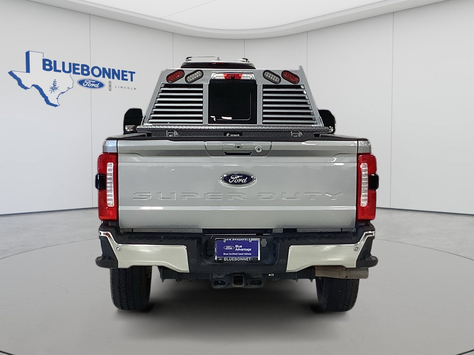 2024 Ford Super Duty F-350 SRW Lariat