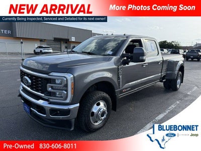 2023 Ford Super Duty F-350 DRW LARIAT