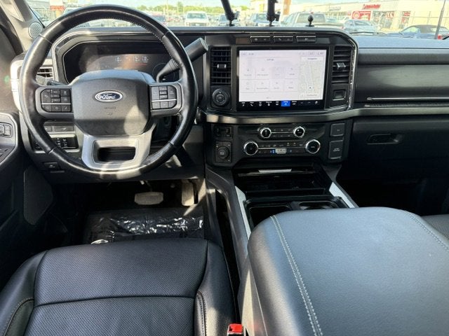2023 Ford Super Duty F-350 DRW LARIAT