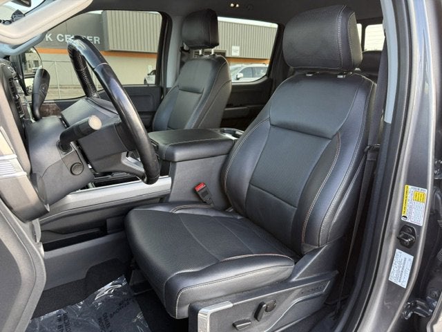2023 Ford Super Duty F-350 DRW LARIAT