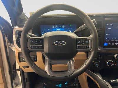 2025 Ford Super Duty F-350 DRW LARIAT