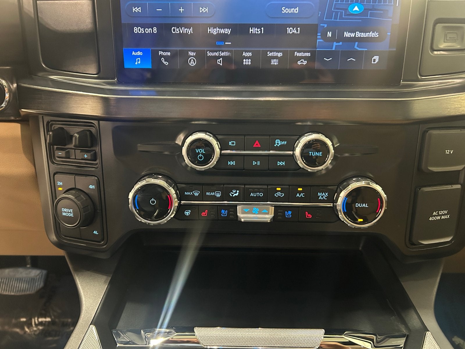 2025 Ford Super Duty F-350 DRW LARIAT