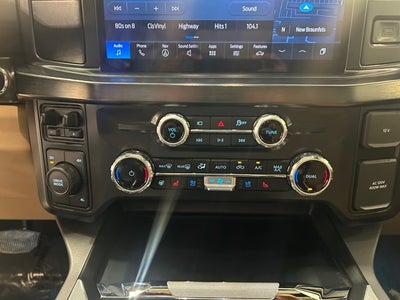 2025 Ford Super Duty F-350 DRW LARIAT