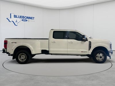 2025 Ford Super Duty F-350 DRW LARIAT