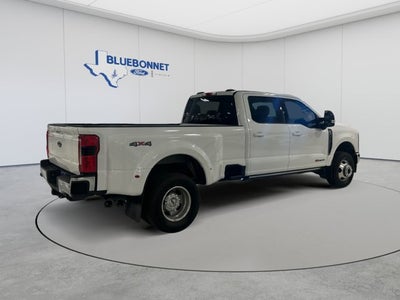 2025 Ford Super Duty F-350 DRW LARIAT