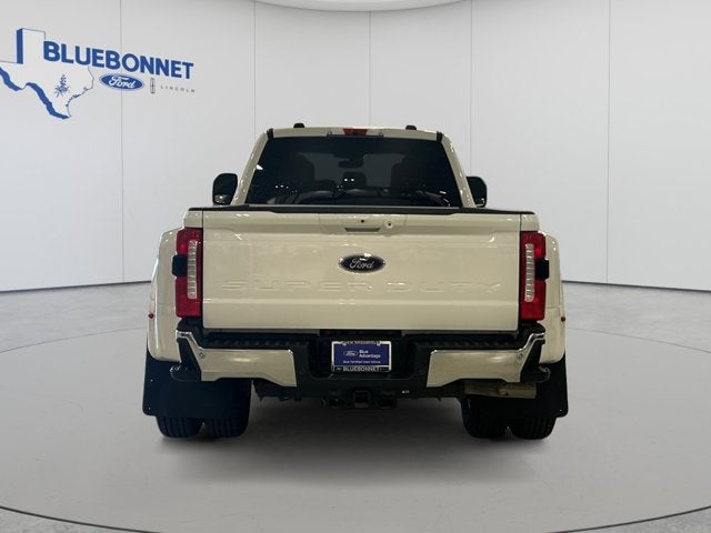 2025 Ford Super Duty F-350 DRW LARIAT