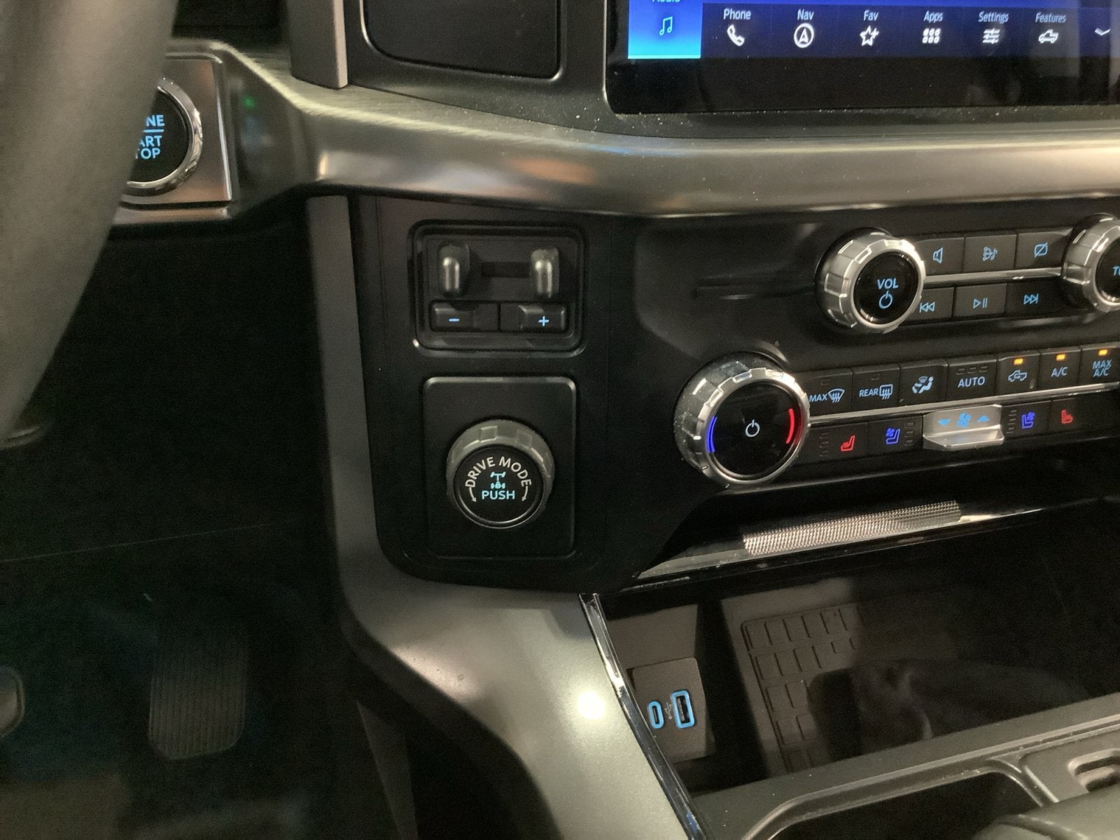 2022 Ford F-150 Base