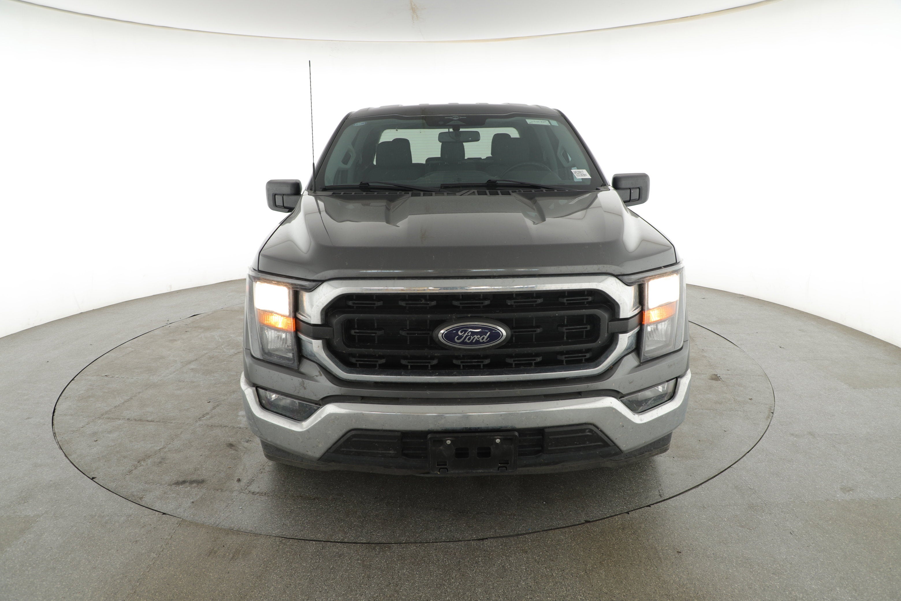 2023 Ford F-150 Base