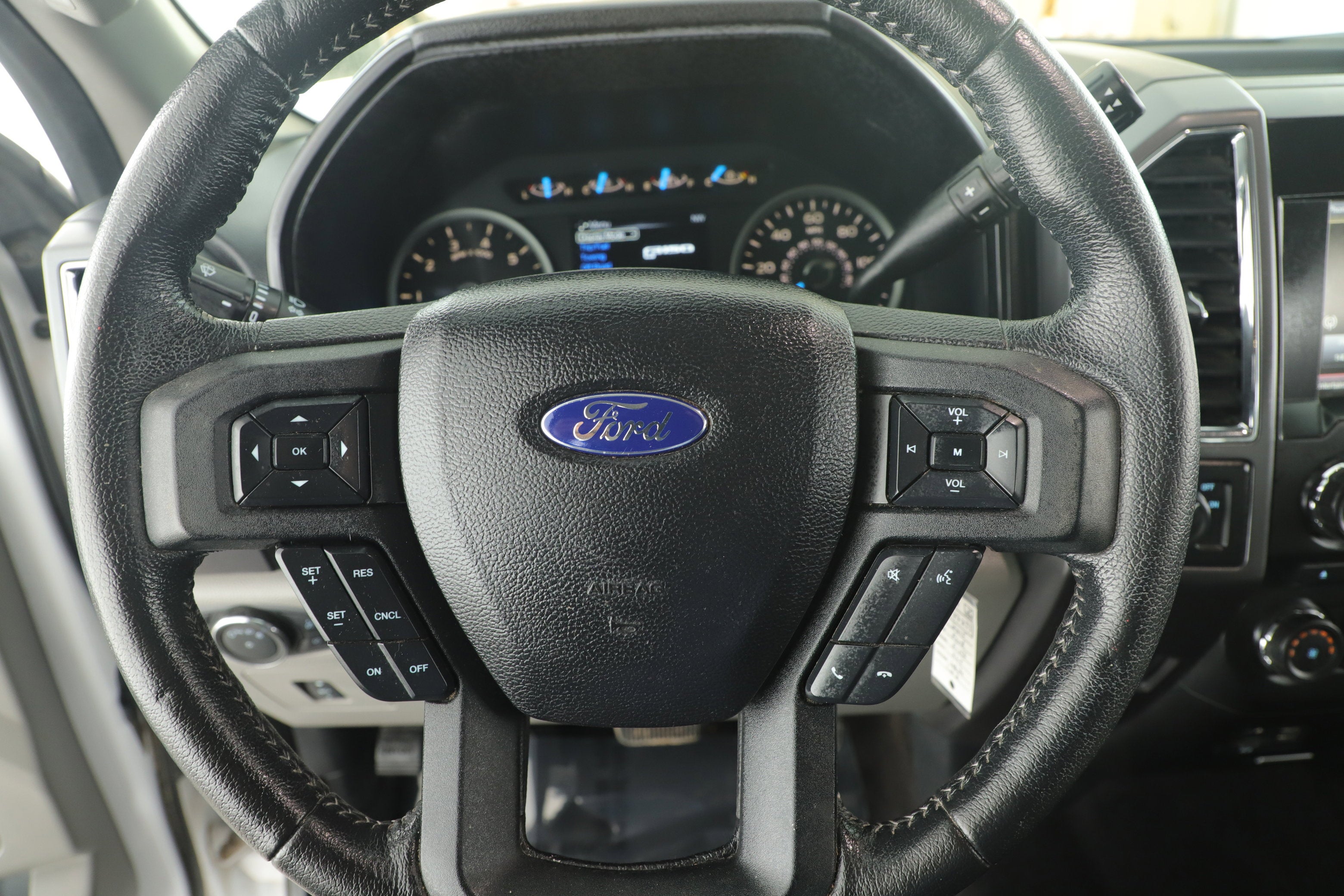 2015 Ford F-150 Base