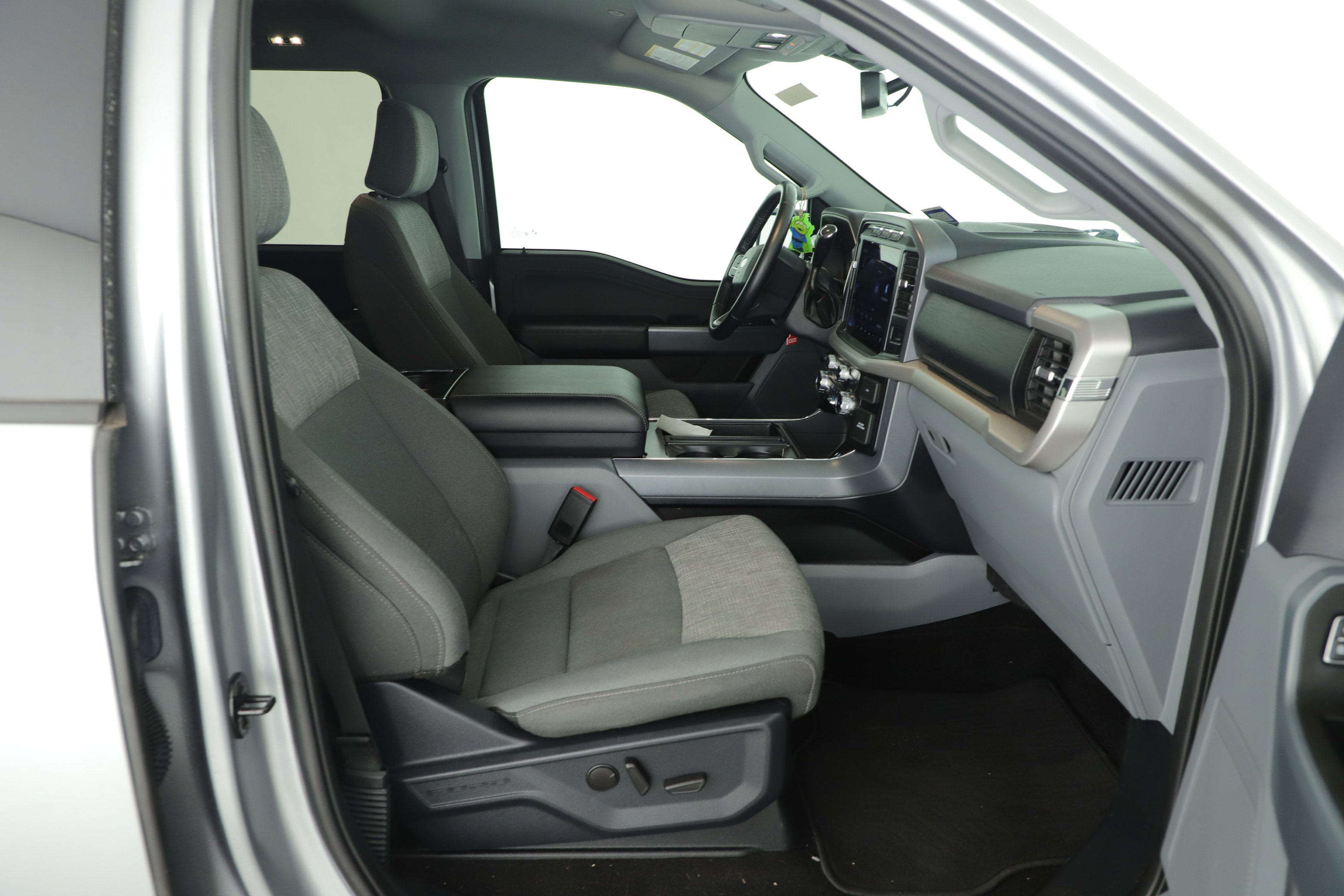 2022 Ford F-150 Base