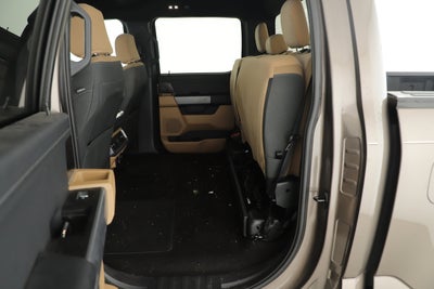 2022 Ford F-150 Base